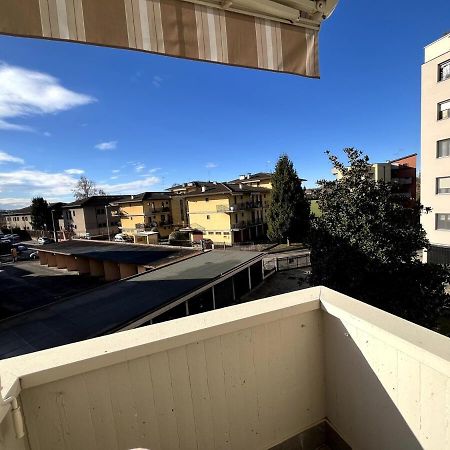 Bilocale Con Netflix Incluso Apartment Lodi Exterior photo